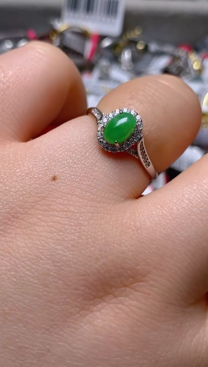 银S925镶嵌戒指翡翠百内无证书