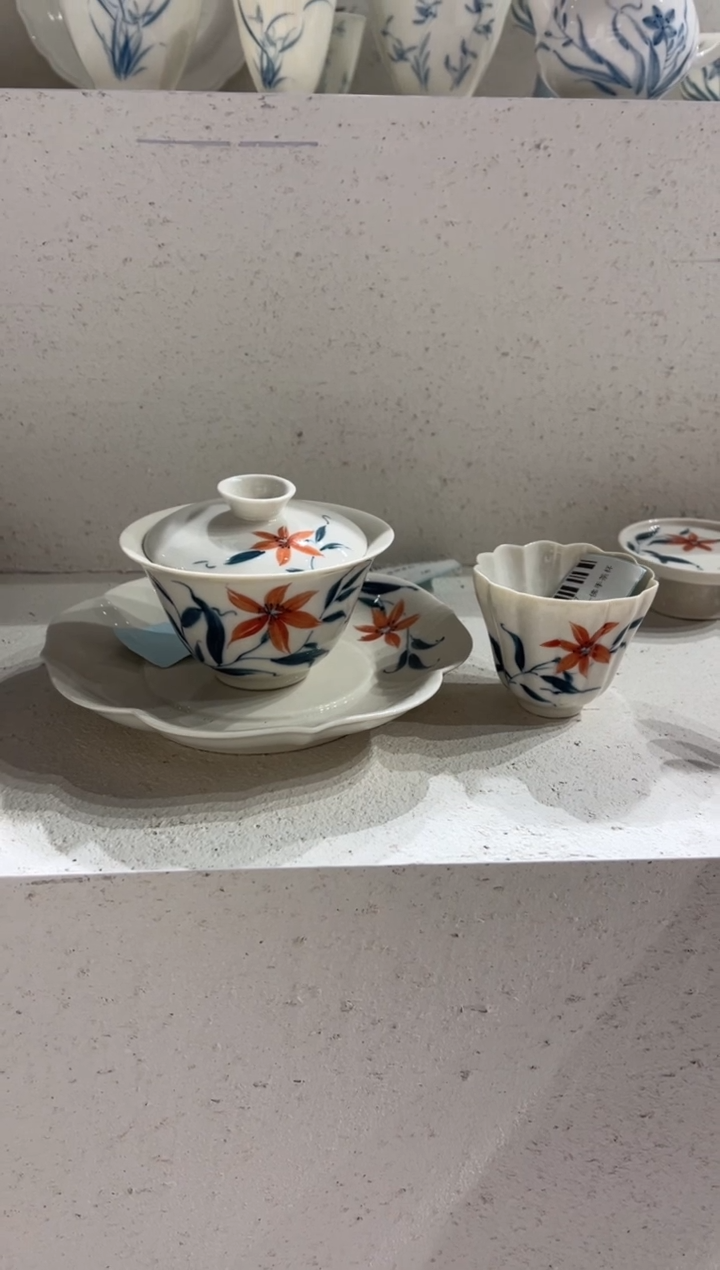 【闪购商品】三件套 个哈哈哈哈哈