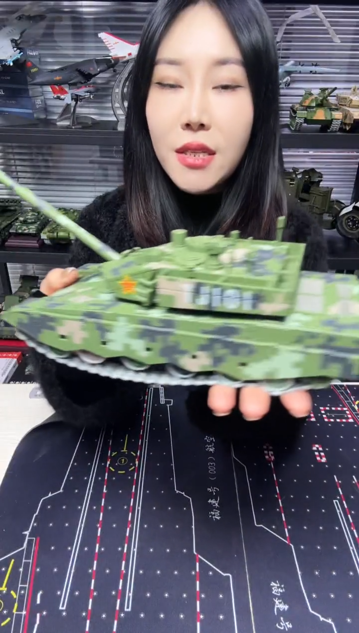 1/32合金坦克模型绿色99坦克