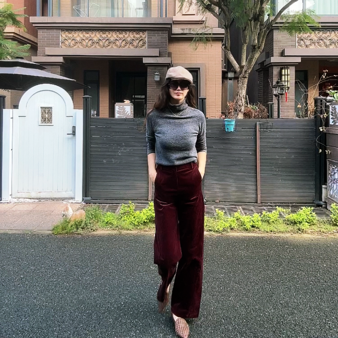 清库复古风条绒面料直筒裤8879