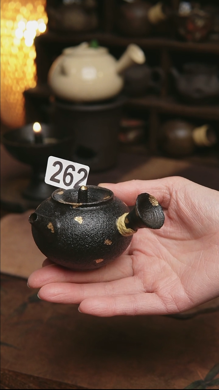 262号紫砂全手工黑金侧把茶壶100毫升