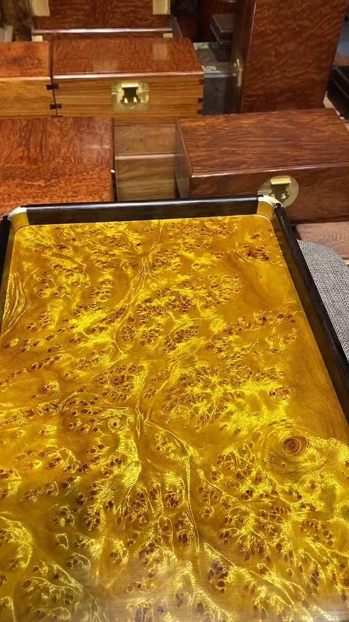 【闪购商品】香樟木木艺茶盘一个