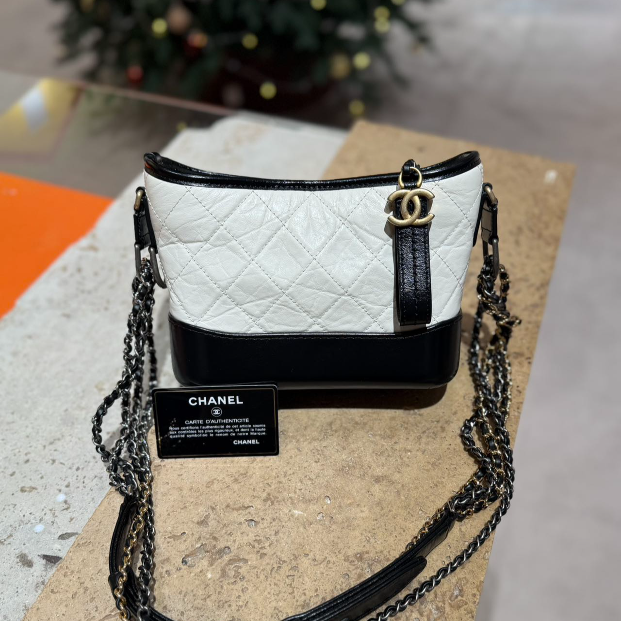 95新 Chanel/香奈儿 流浪包 白色 牛 小号菱格纹 29开/122929