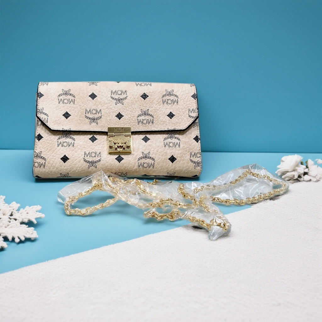 95新 MCM   米白色邮差链条包  1883 4659 