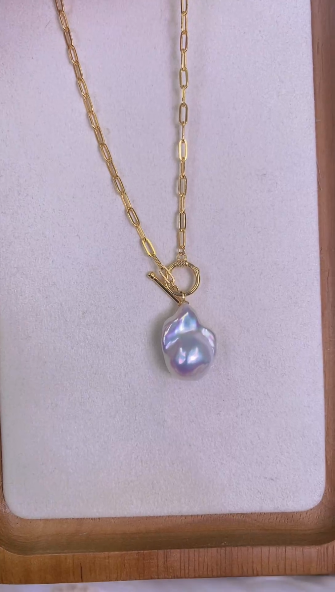 【闪购商品】淡水珍珠颈饰银S925镶嵌淡水珍珠巴洛克吊坠