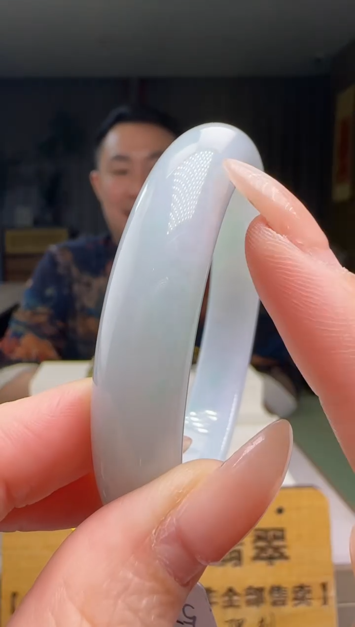 【闪购商品】翡翠手镯未镶嵌YJ@@960Q3J13801