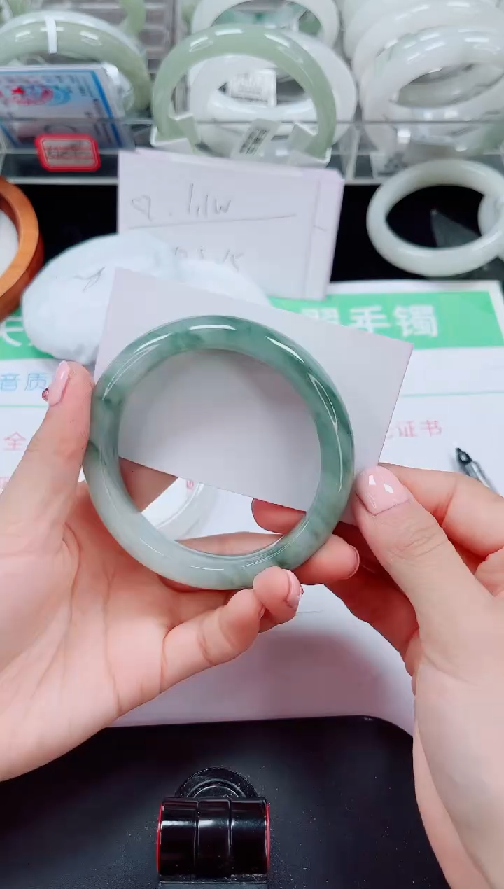 未镶嵌手镯石英质玉181-60/61