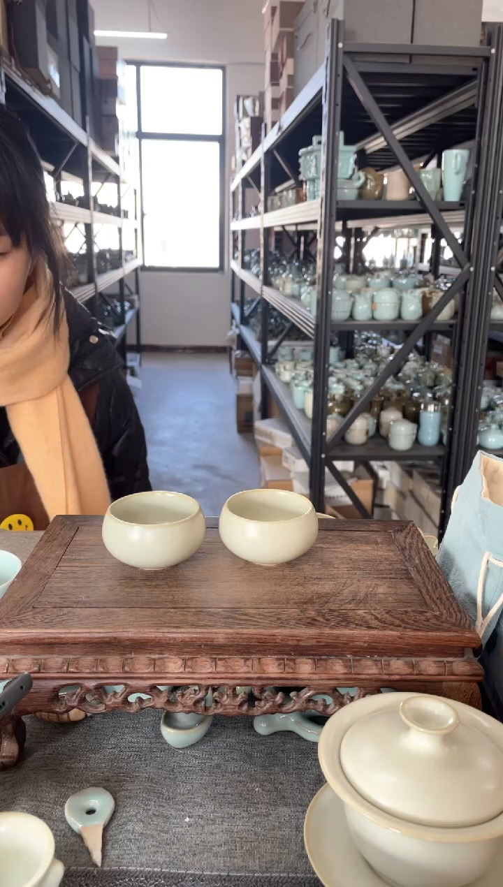【闪购商品】其他月白大圆禅定杯