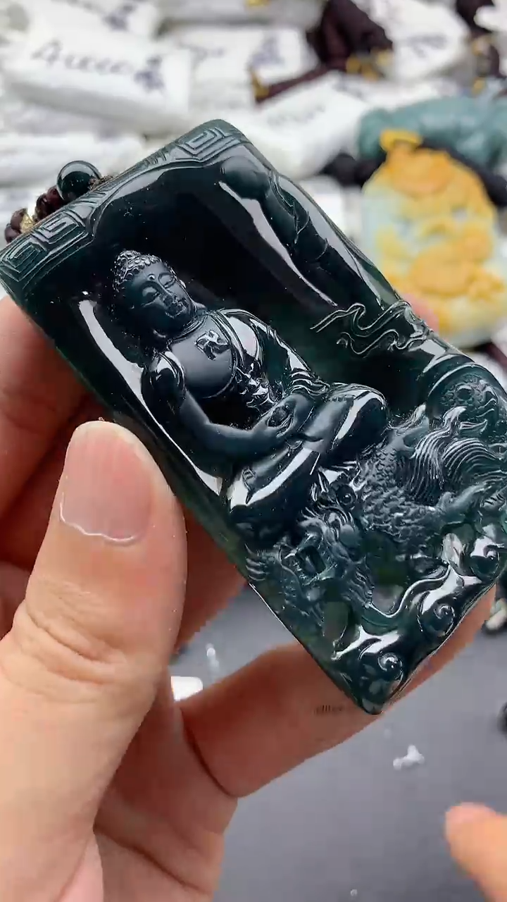 【闪购商品】翡翠未镶嵌颈饰555555555555