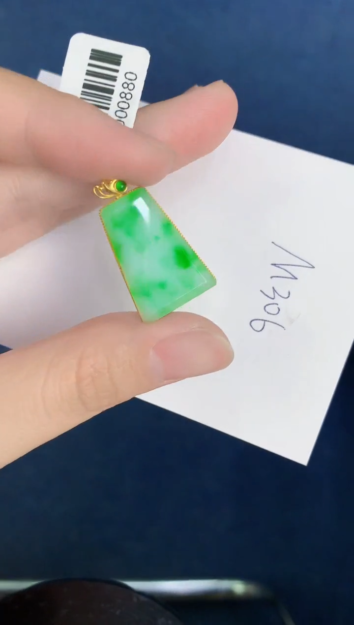 【闪购商品】翡翠颈饰18K金镶嵌000000000