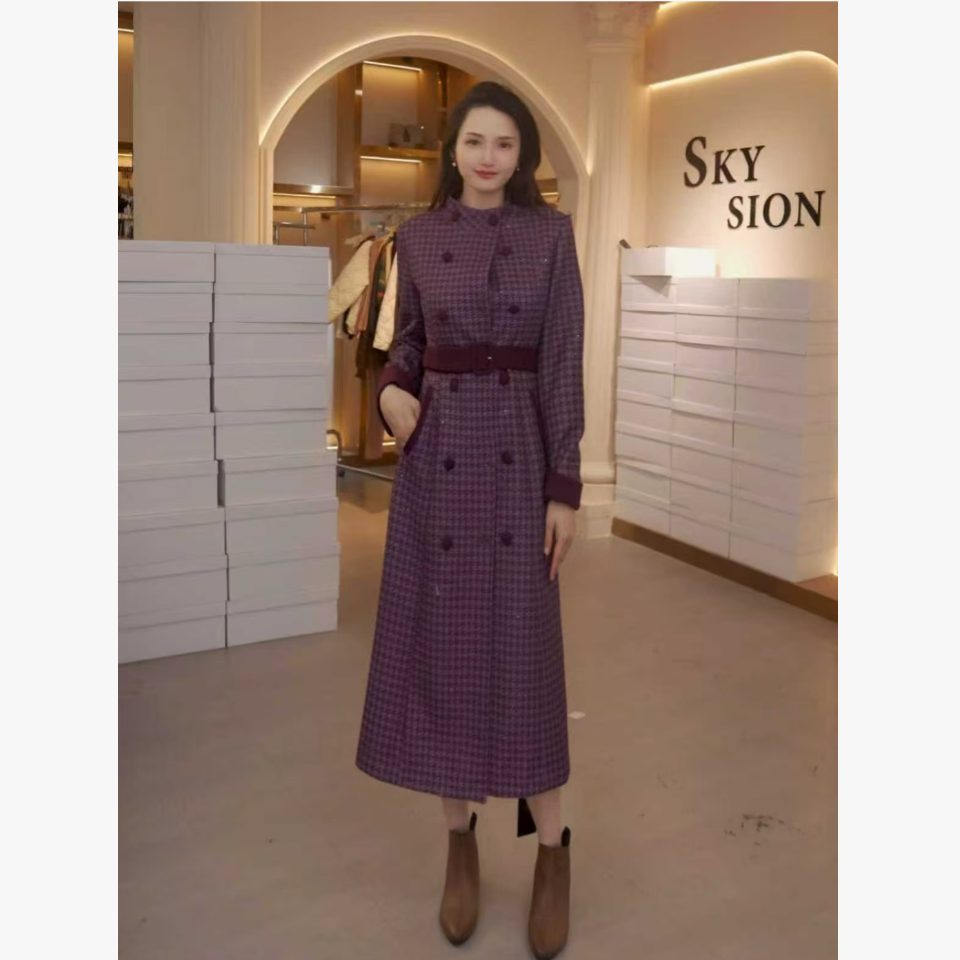 6168#2025秋冬新款气质复古双排扣千鸟格子风衣式连衣裙女