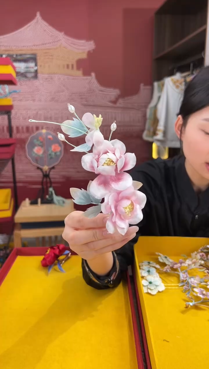 【闪购商品】刺绣非遗绒花（发饰）