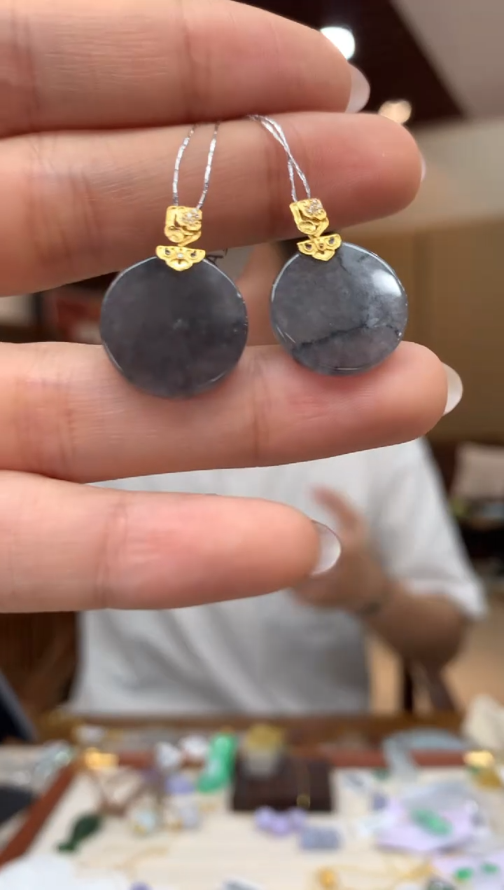 吊坠(不含链)18K金镶嵌翡翠无事牌多样性发货1件