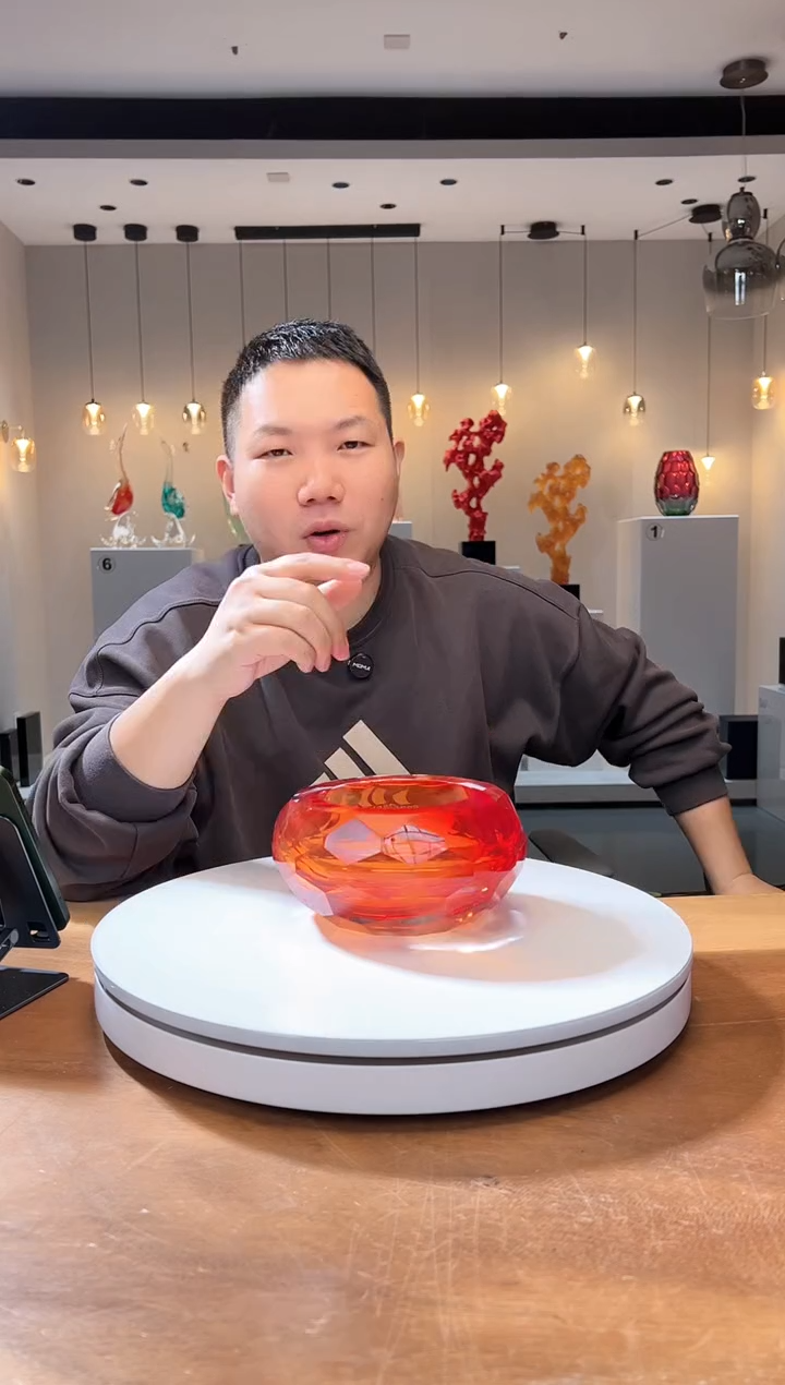 【闪购商品】茶宠冷磨切面烟灰缸 落日橙红宝石色