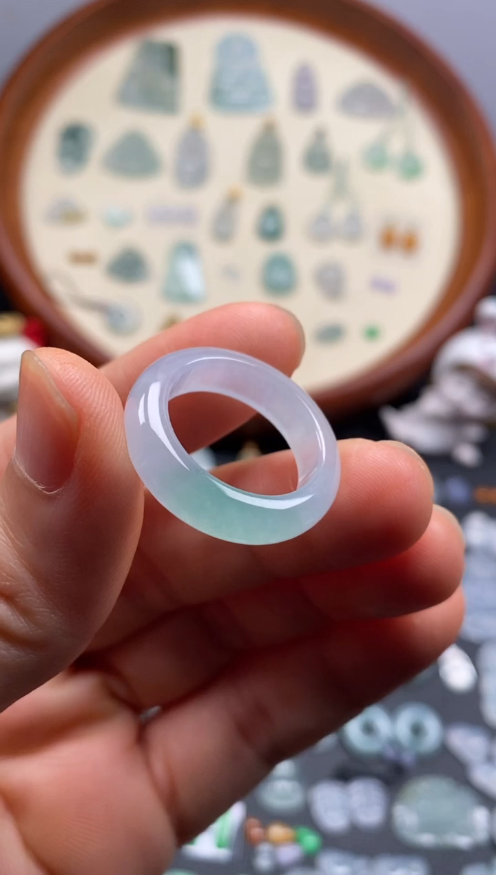 颈饰未镶嵌翡翠19圈口飘緑戒指圈/芬