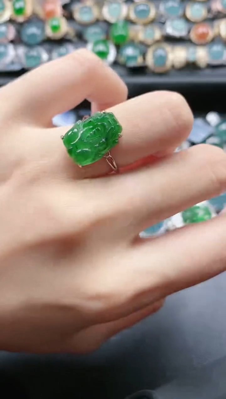 【闪购商品】翡翠戒指银S925镶嵌51511