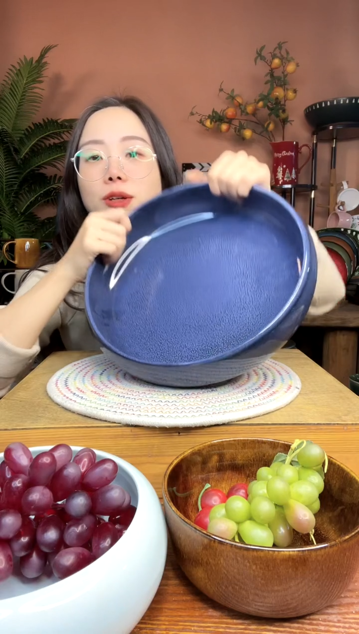 陶瓷12英寸蓝色大啵啵碗  微瑕疵