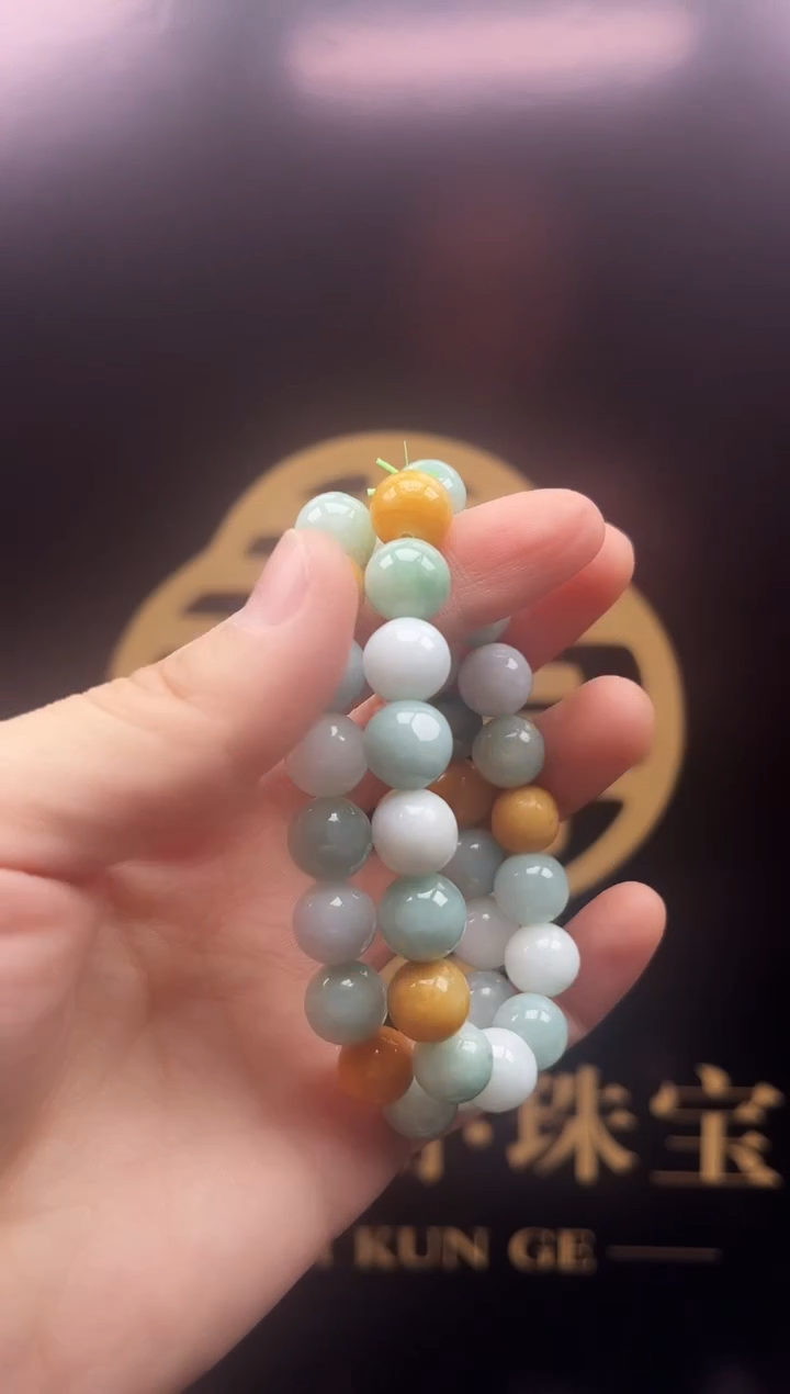 【闪购商品】翡翠颈饰未镶嵌手串