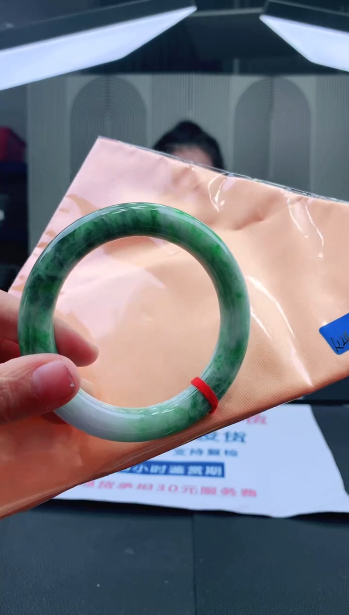 未镶嵌手镯翡翠111