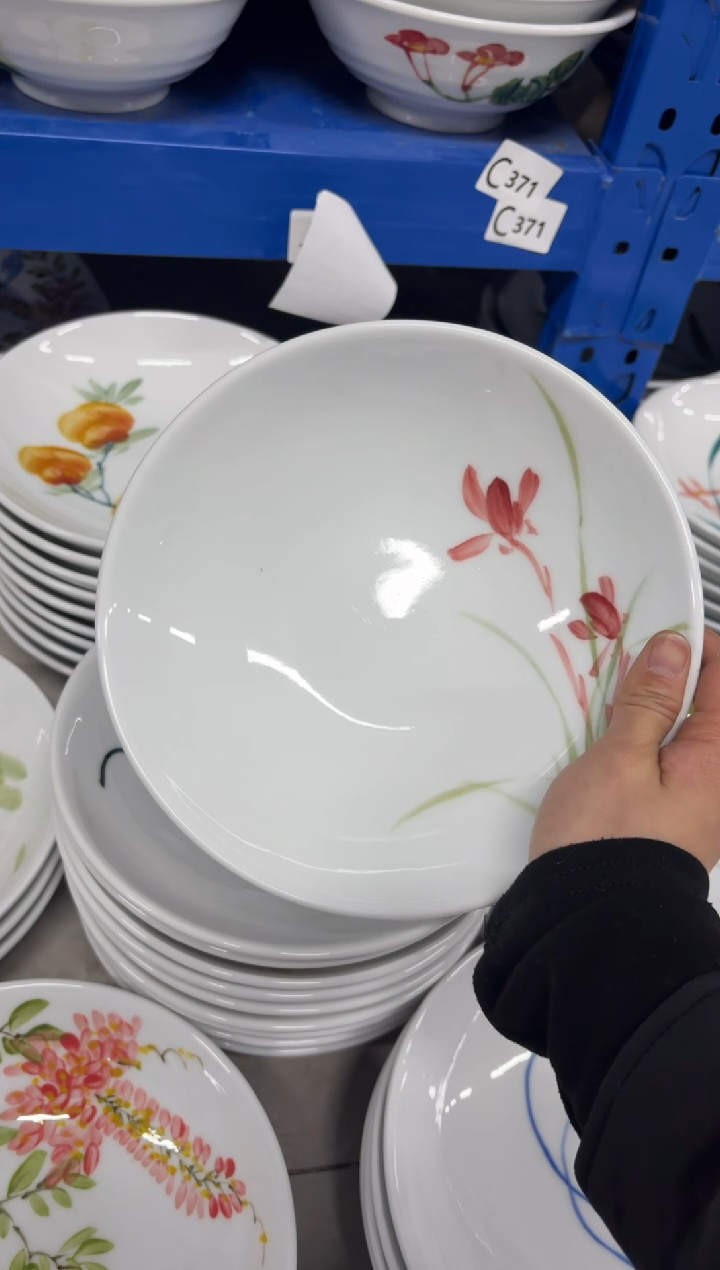 景德镇手绘釉中彩（食品级）圆深盘