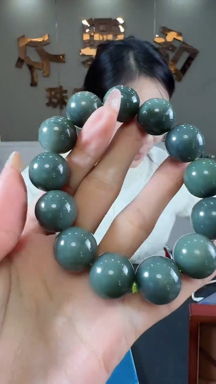 【闪购商品】和田玉手串未镶嵌手串约卡18