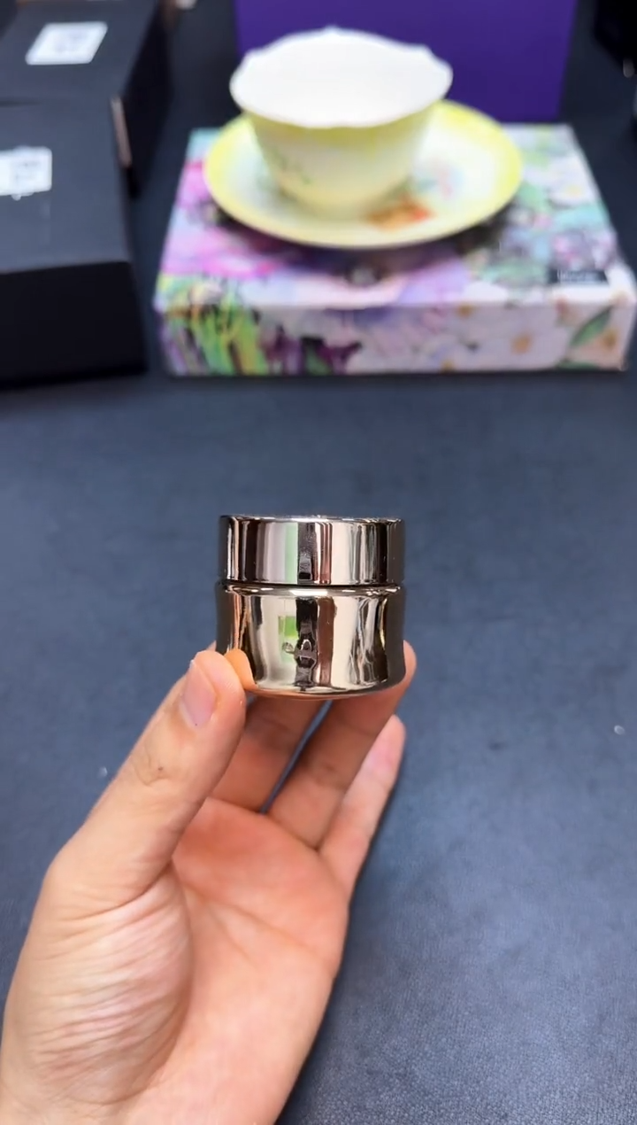 瓷片全新正品一件不留@@WE581