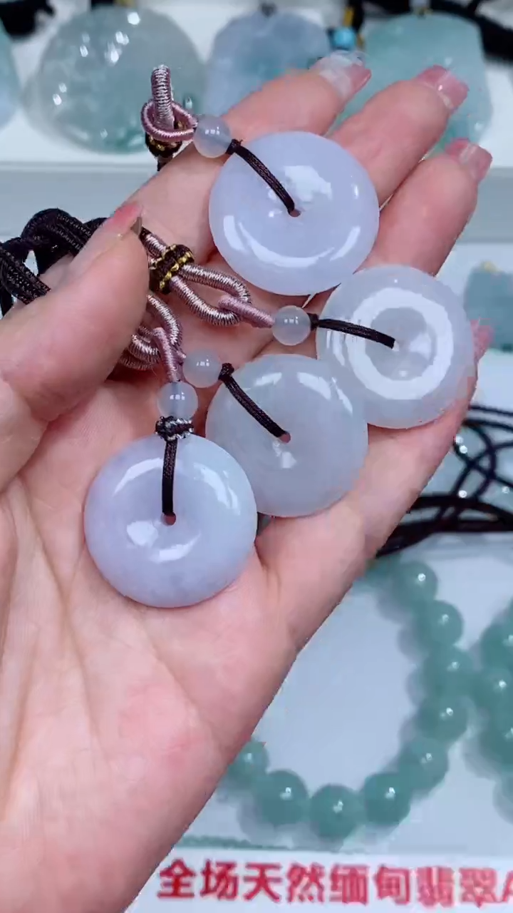 翡翠未镶嵌颈饰吊坠团购多样性发一件