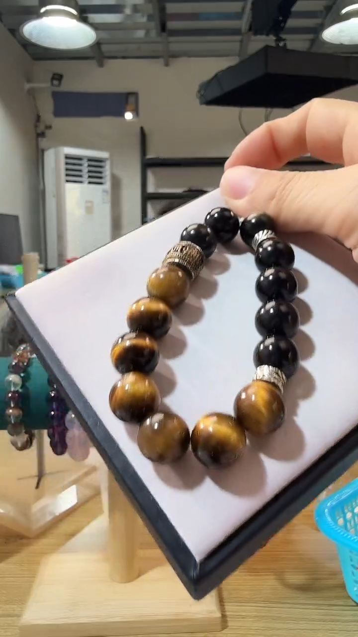 未镶嵌手链木变石优0329 约11-12mm