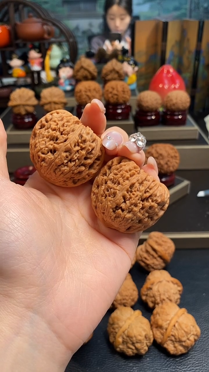 【闪购商品】文玩核桃吊坠K189南疆石42