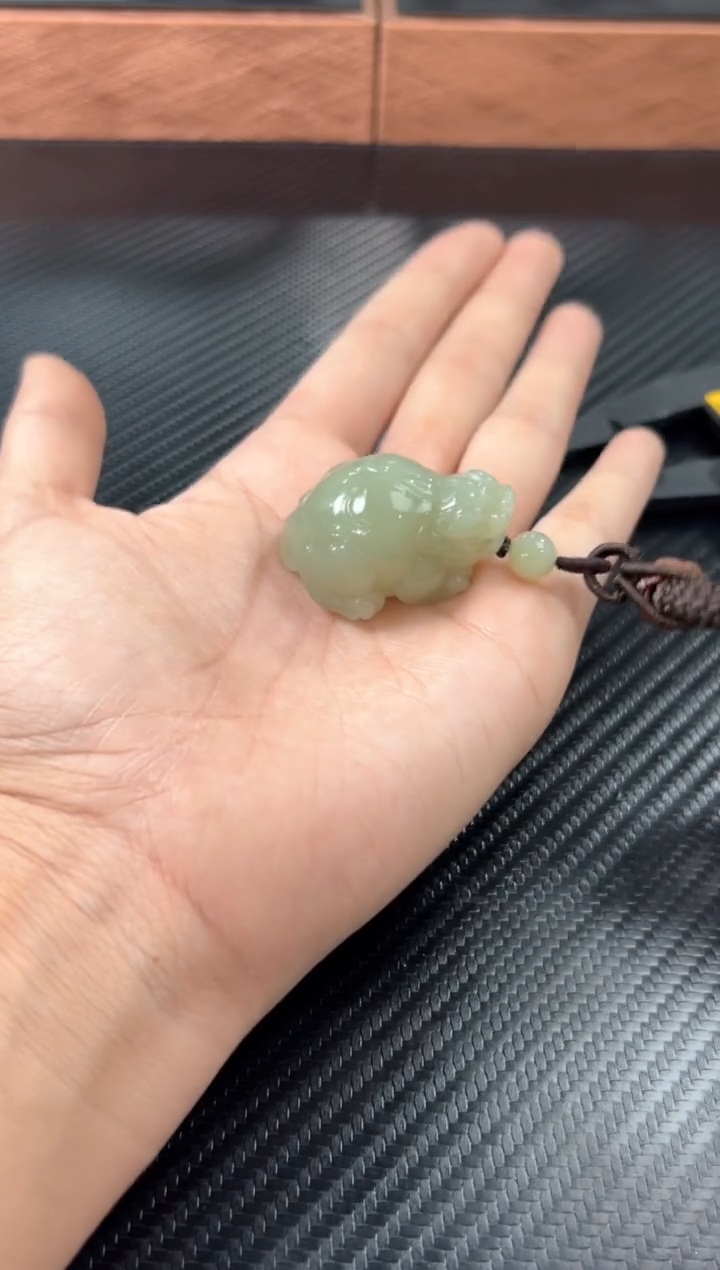 未镶嵌和田玉把件且末微色差近矿貔貅m