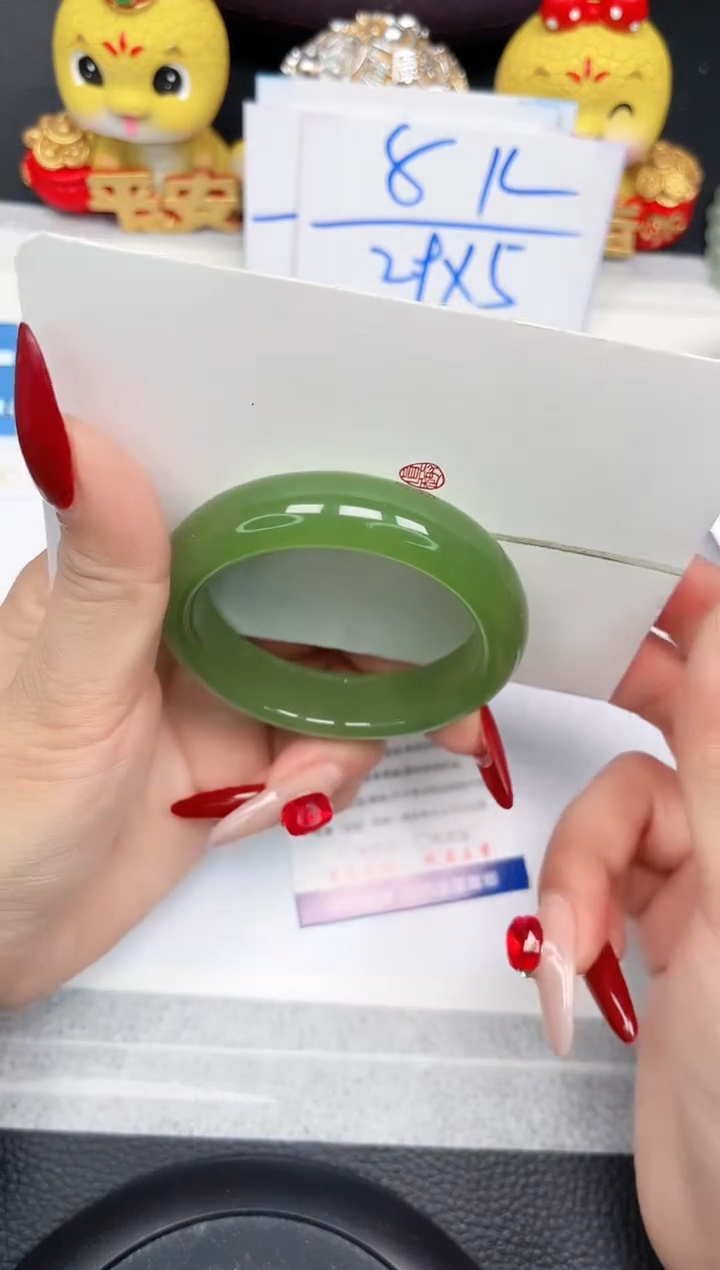 【闪购商品】石英质玉手镯未镶嵌62-53