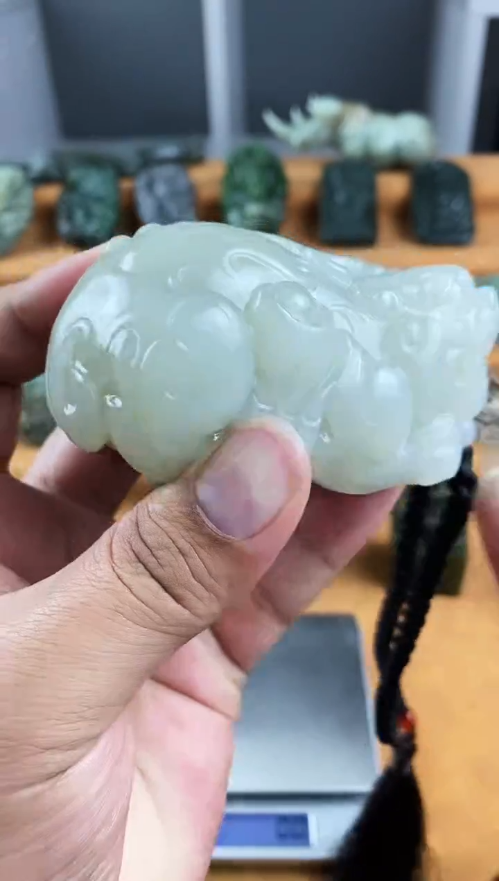 未镶嵌和田玉把件1