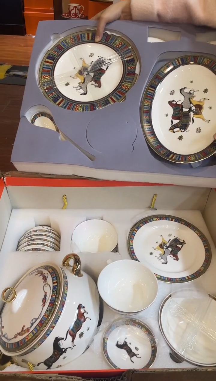 杯鸿辉家品牌瓷器，京东包邮！