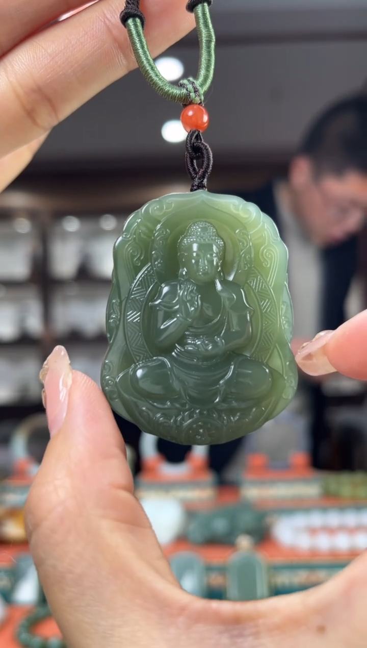 【闪购商品】和田玉颈饰未镶嵌佩佩猪 狗