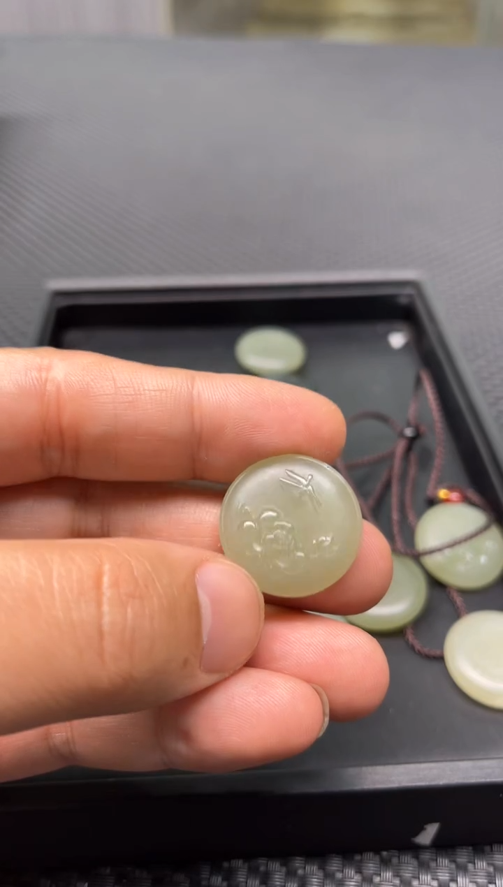 【闪购商品】和田玉挂件未镶嵌多样性发1件