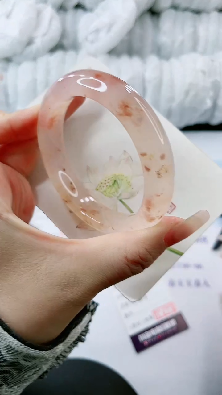 【闪购商品】石英质玉手镯未镶嵌多样性发货A357