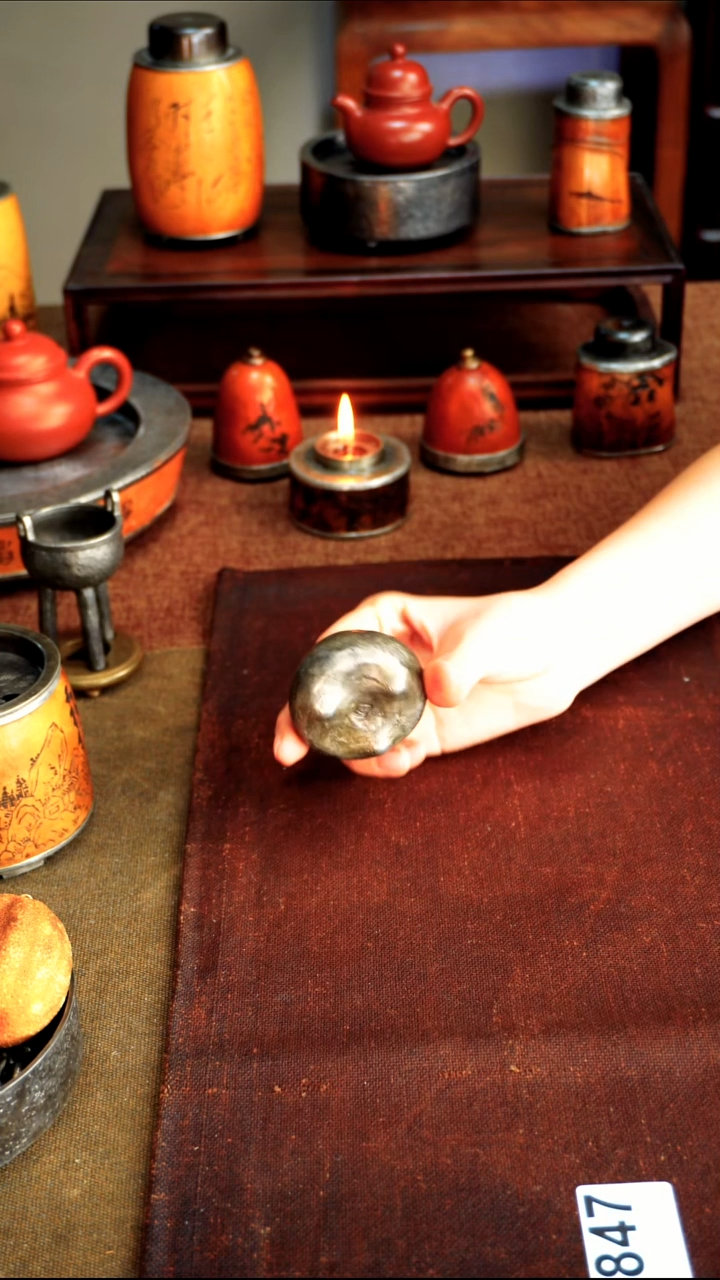 0847纯锡三足香炉4.5*3