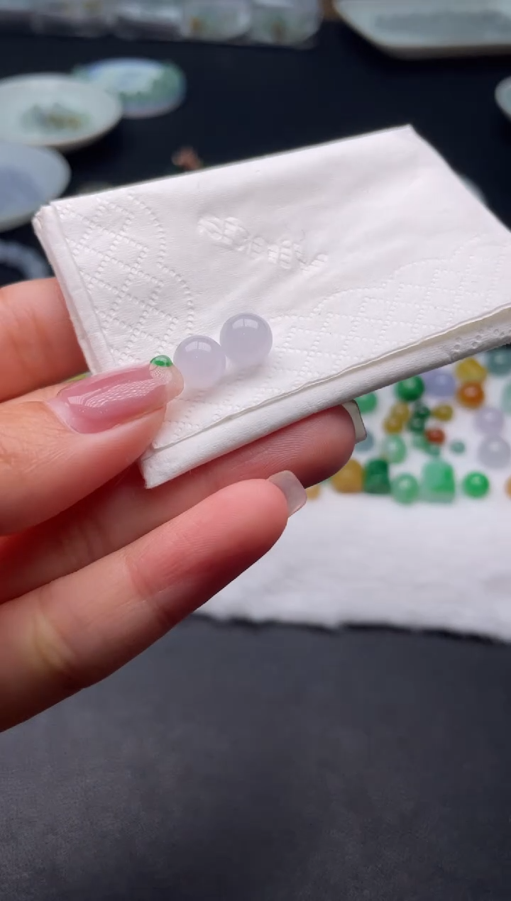 【闪购商品】翡翠未镶嵌颈饰啊A124