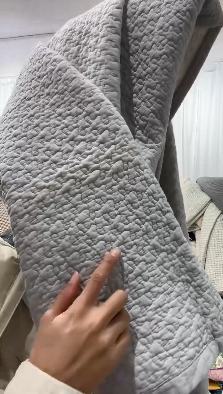 棉200*200纯棉床盖20号瑕疵