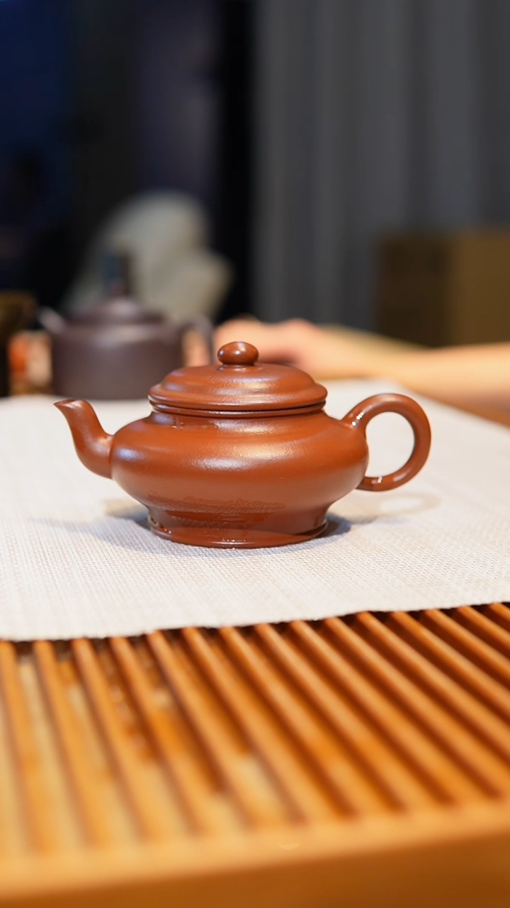 茶壶紫砂140cc朱泥虚扁
