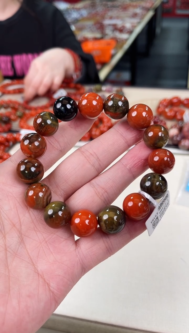 未镶嵌包浆大山包手串15+南红玛瑙大****.（多样式发其一）