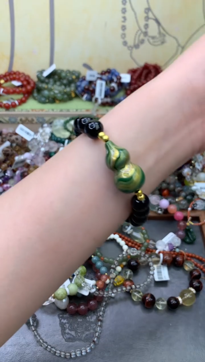 未镶嵌玛瑙手饰328