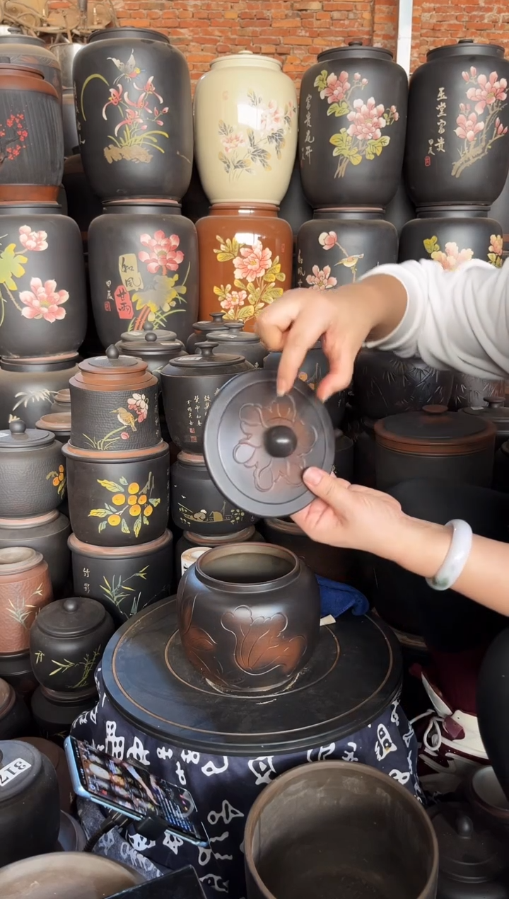 【闪购商品】壶大大瑕疵茶叶罐 苹果荷花 430