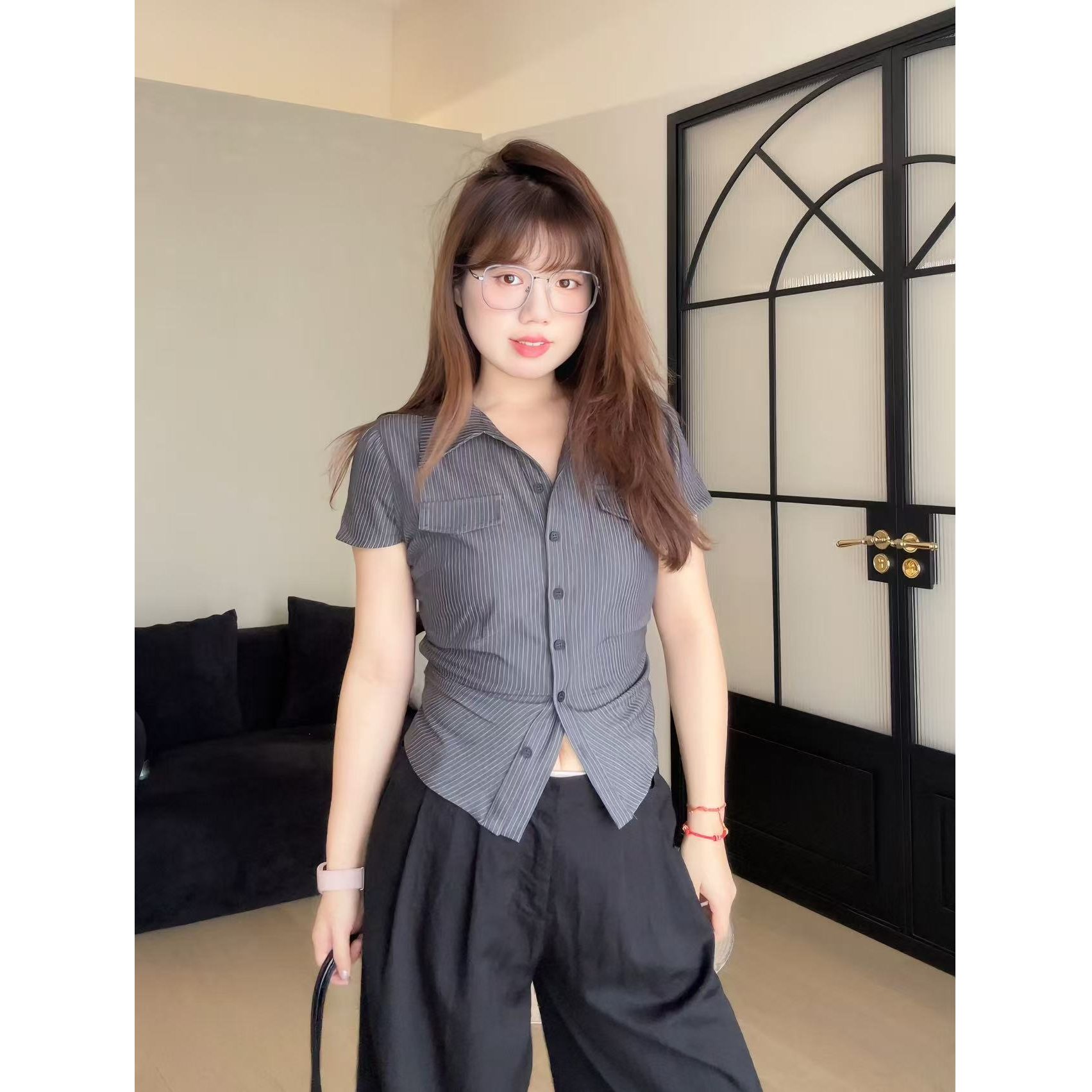 米米子定制竖条纹掐腰短袖衬衫女纯欲辣妹风小众显瘦夏季新款上衣