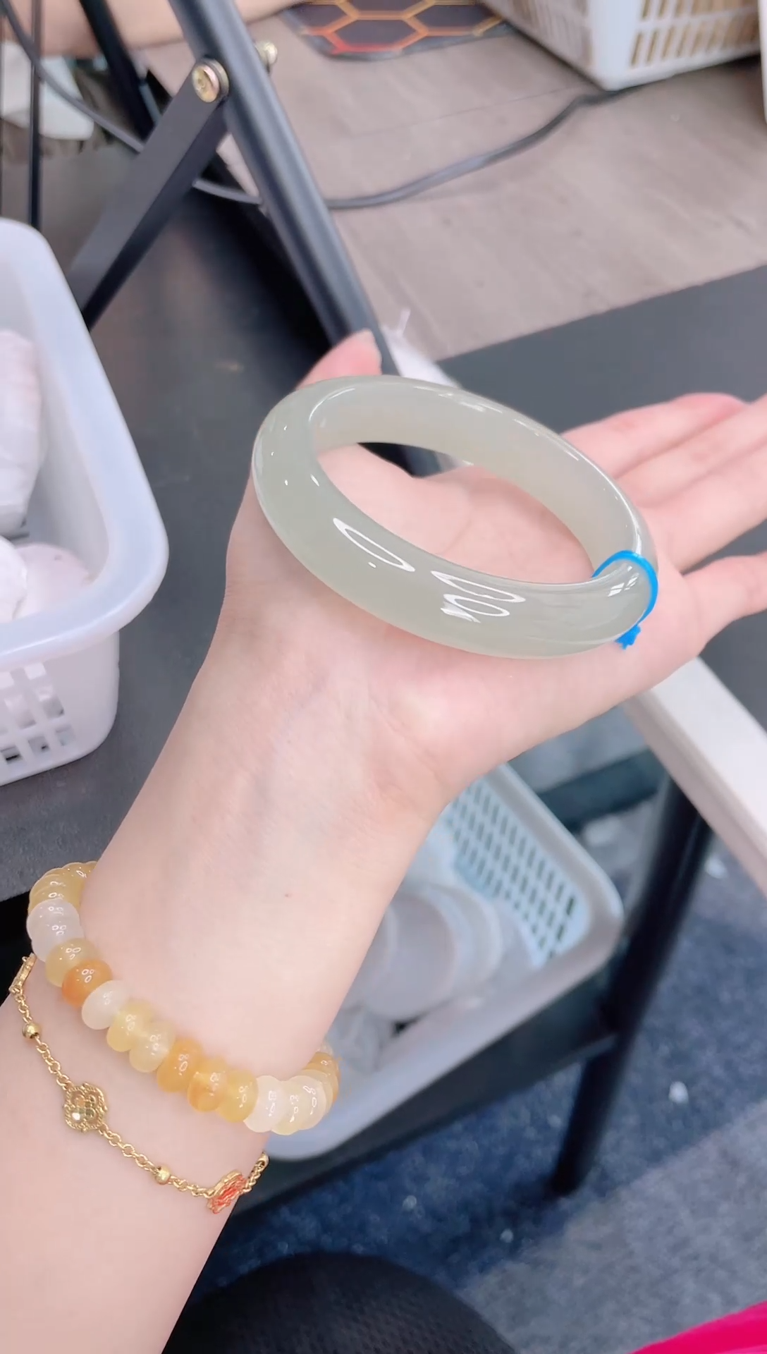 石英质玉手镯未镶嵌4G79-58