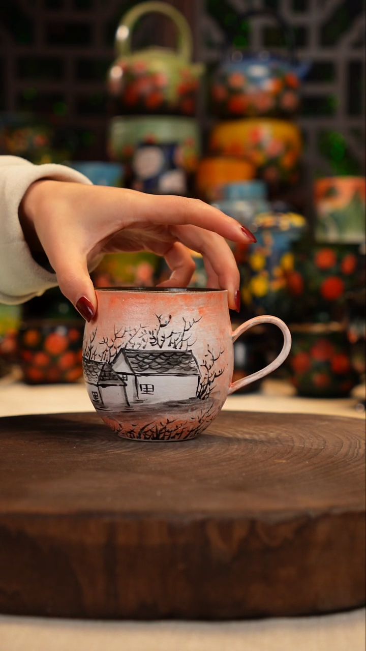 油画    釉下彩   杯子