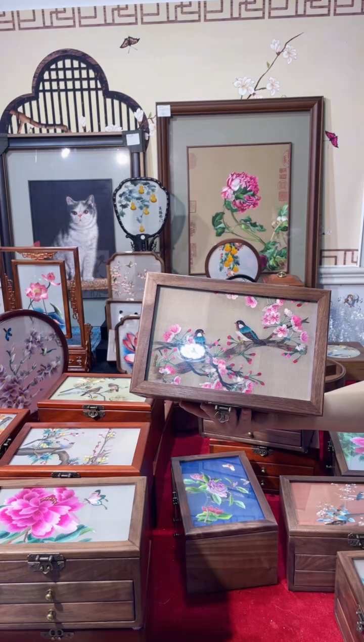 织绣精品苏绣手工刺绣，成品摆件32