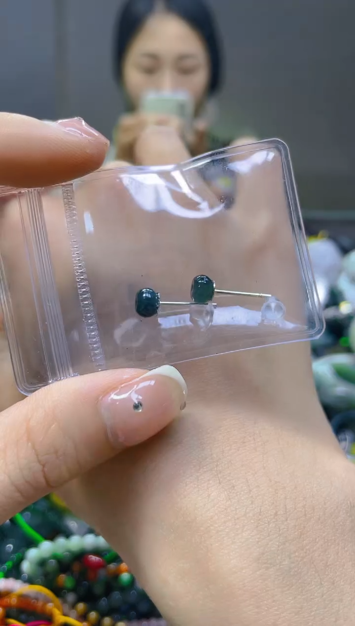 翡翠未镶嵌颈饰/Y/翡翠A货一图一物