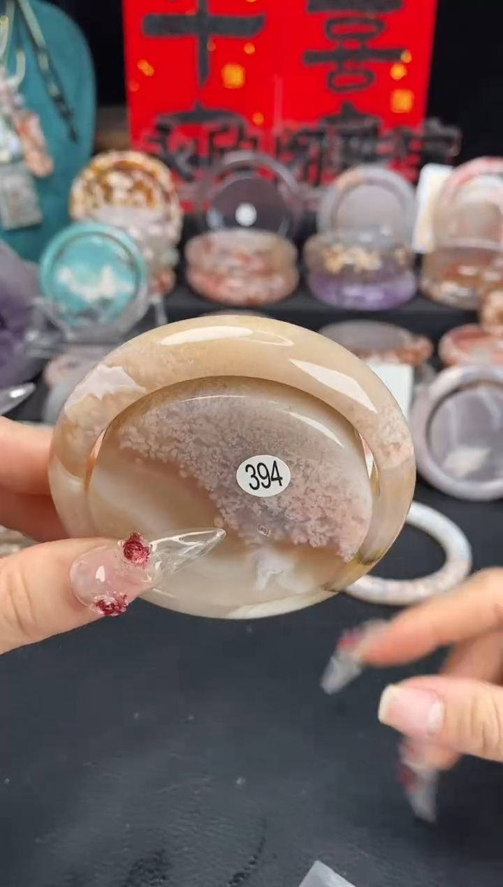 【闪购商品】石英质玉手镯（圆镯）未镶嵌58