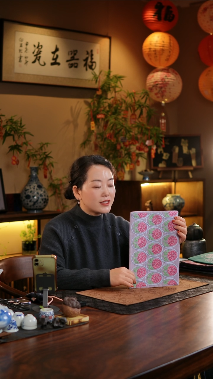 【闪购商品】织绣玫瑰长小号茶席 C款